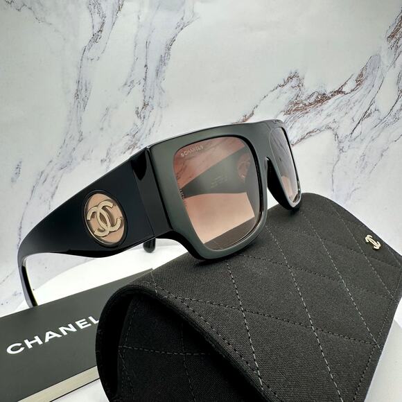 CHANEL Sunglasses Black Square Shield Gold CC Gradient Brown Lens - Picture 12 of 16